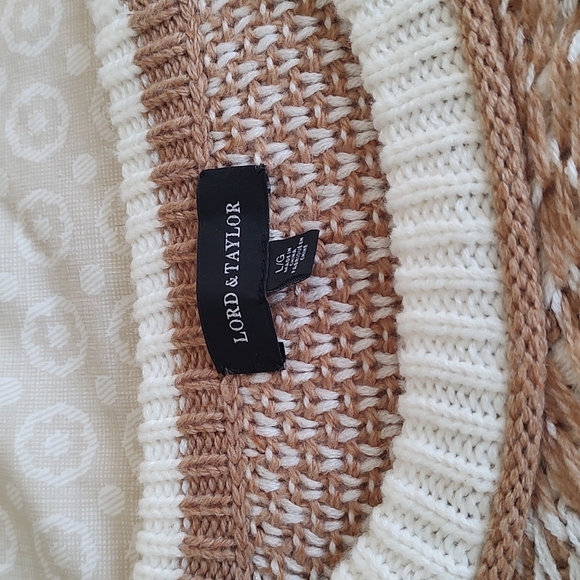 Lord and Taylor Sweater - Picture 4 of 9
